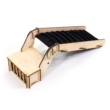 Rampa / schodki do wychodzenia z klatki z paśnikiem i pokrowcem