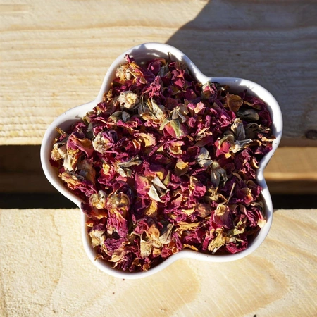 Róża (Rosa canina L.) kwiat 20g / pudełko 250ml dla królika