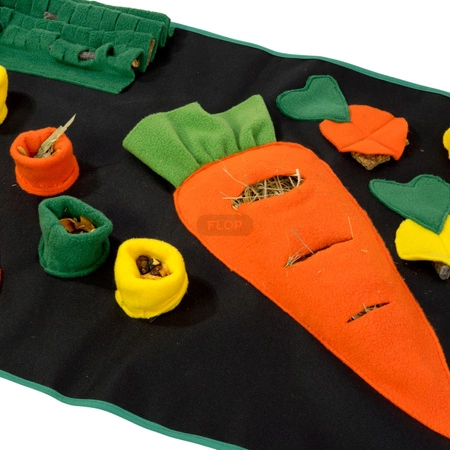 Marchewkowe pole - plac zabaw i mata węchowa 73x53cm dla królików