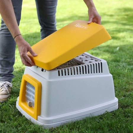 Bunny Base - dwupoziomowy domek z podziemną norą dla królika z wyposażeniem